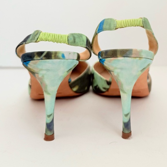 Manolo Blahnik Green Blue Floral Cloth Carolyne 70mm slingback pumps EU 38.5 - Picture 6 of 8